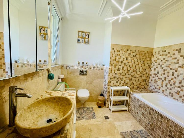 Pajura - Presei, Apartament 3 camere deosebit, centrala proprie. - 11