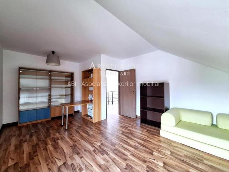 Inchirieri vila 7 camere - 24