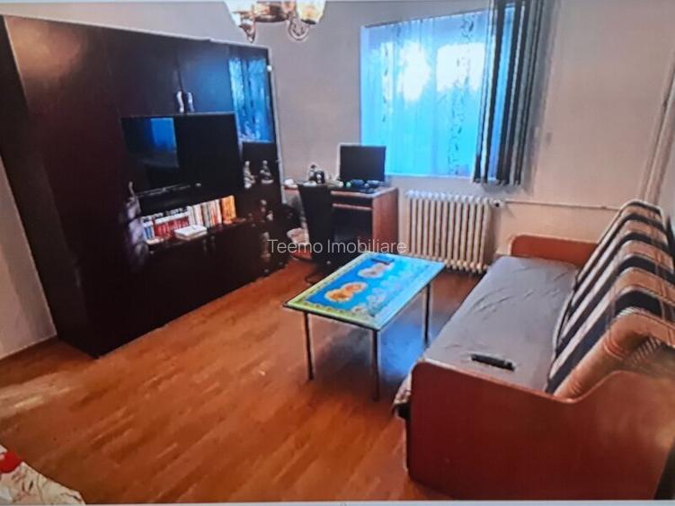 Apartament 2 camere, semidecomandat, 38 mp, zona Brancoveanu  - 2