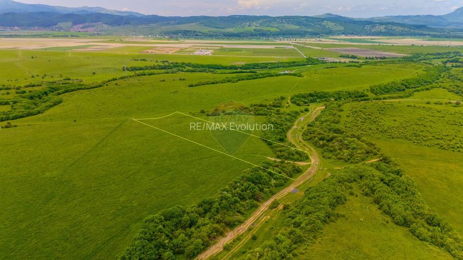 Teren 10,800mp Rasnov / Drumul DN73 - 7