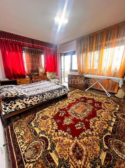 Compozitori  - apartament cu potential imens - 2