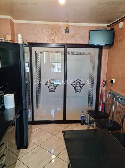 ULTRAMODERN 3 camere, confort 1, Viziru 3 - 5