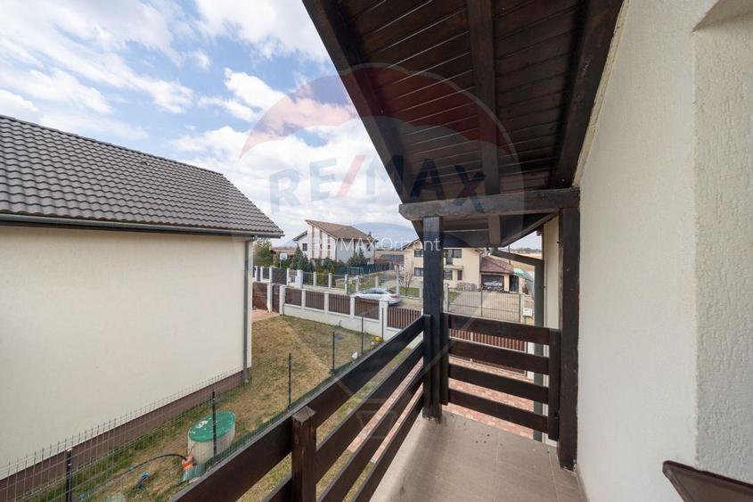 Casă modernă-Sânpetru |toate utilitatile| 420 mp teren | 3 dormitoare - 22