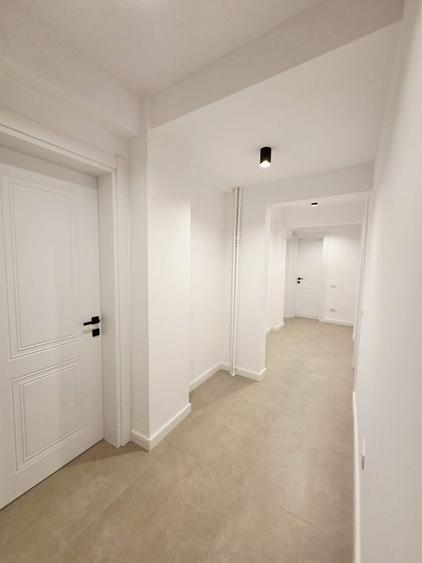 Apartament 3 Camere, Central , Universitate,Complet Renovat,