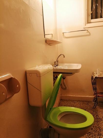 Închiriez apartament spațios,  - 2
