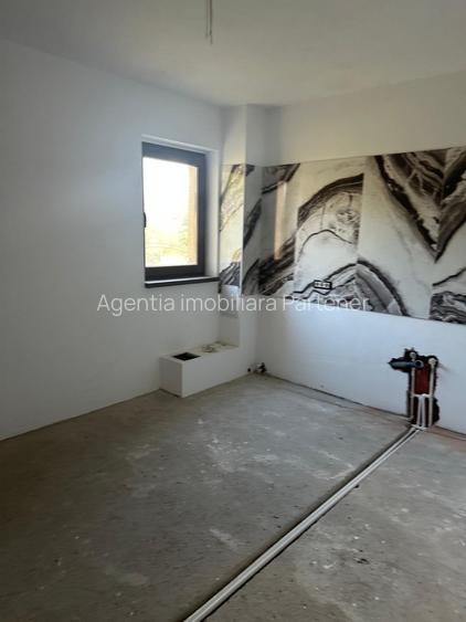 Casa P+E, teren 6.900 mp, sat Barbatesti / com Cocu /jud Arges - 13