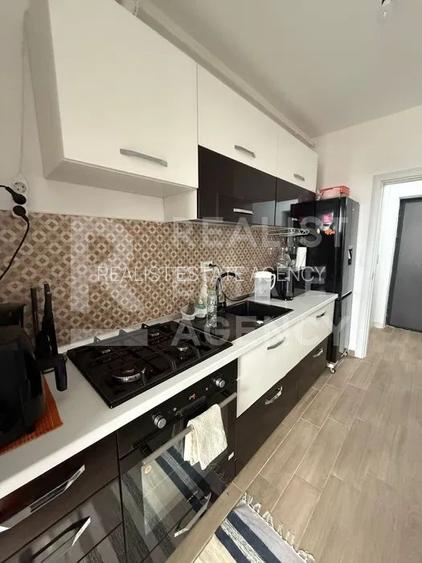 Vânzare, garsonieră în zona Militari Residence - 6