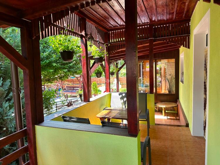 Casă de vânzare în Costinești. Casa se vinde cu tot cu mobila, electrocasnice. - 5