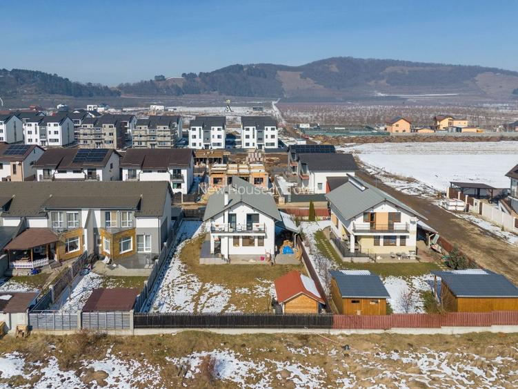 Casă Individuală Modernă de Vânzare | Sânpetru, Brașov - 45