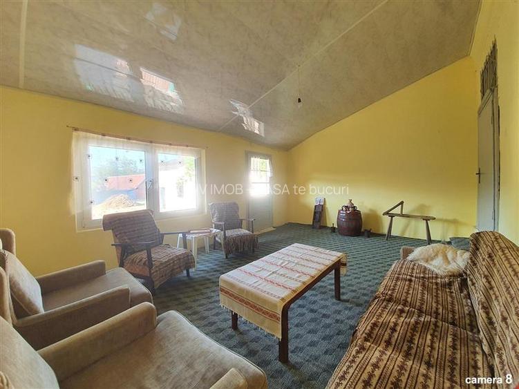 Bocsa Montana, Casa Solida + Teren, Strada Principala - 8