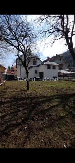Vilă 6 camere complet renovata, disponibilă imediat, pret 269000 euro  URGENT - 2