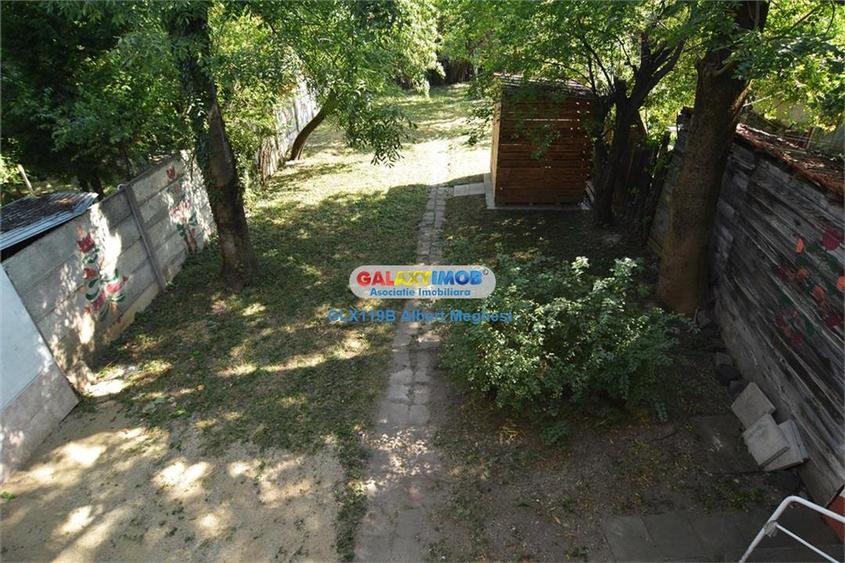 Vanzare casa 8 camere renovata integral+gradina Brasov.