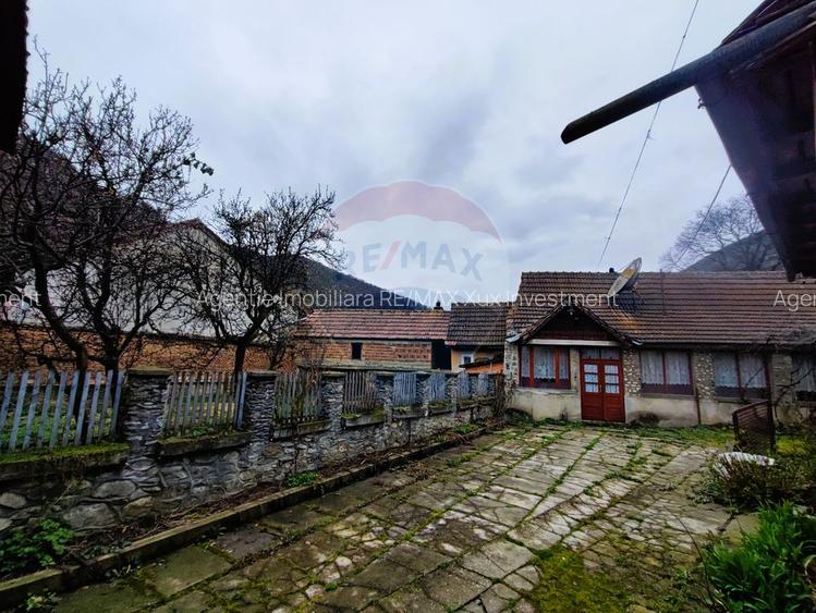 Casă cu farmec tradițional în Săliște – 1.000 mp teren, priveliște! - 21
