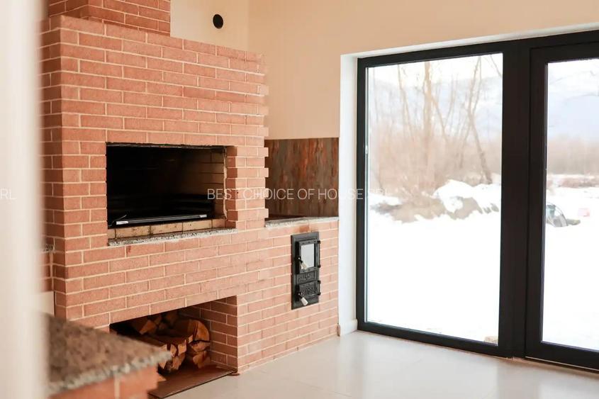 PENSIUNE-2025 , langa Riul MOlDOVA ,6 camere . totul nou , ECHIPATA COMPLET - 11