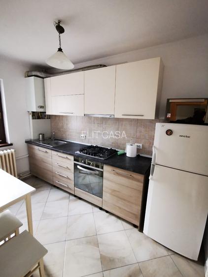 Apartament 2 camere, decomandat, etaj 1/4, zona Tatarasi - 5