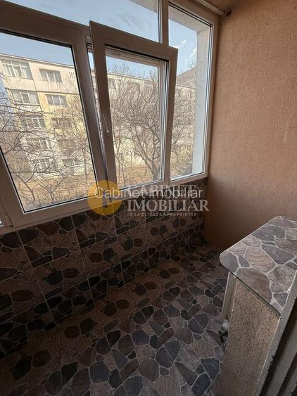 3 Camere - Etajul 1 - Zona Mircea Cel Bătrân - 9