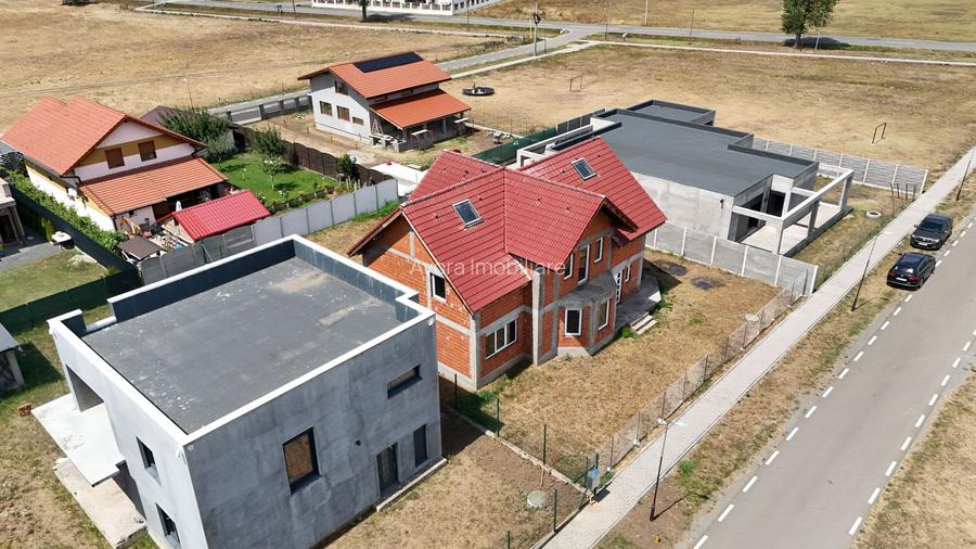 Casă individuală la Roșu - Intabulată-Orțișoara - 2