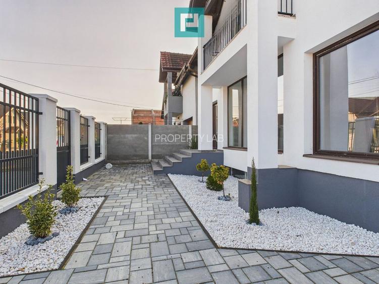 Casa cu 5 camere in Livada - 3