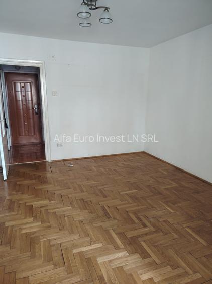 Garsoniera 30mp cu balcon, zona Calea Bucuresti - 3