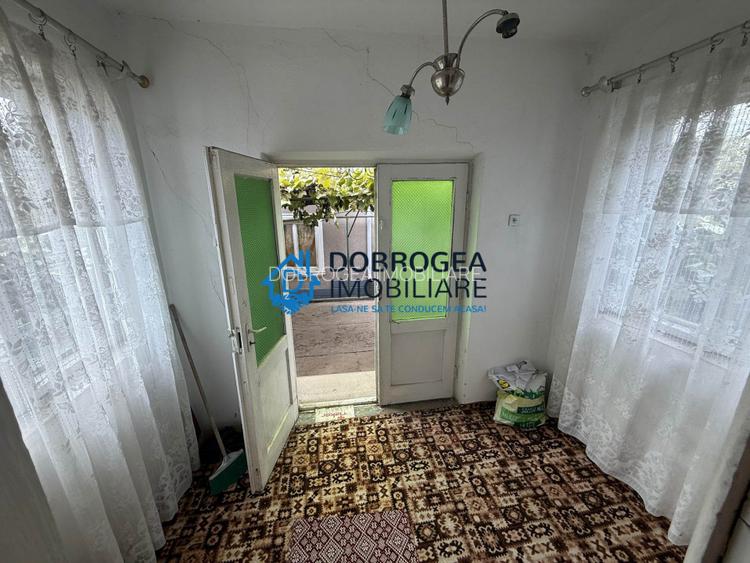 Zona centrala - Casa batraneasca, teren 690 mp - 5