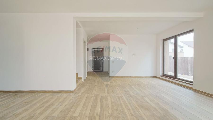 Casă Tip Duplex,  Săcele - 13
