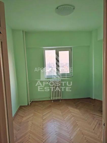 Apartament cu 3 camere, 2 bai,2 balcoane, etaj intermediar,Iuliu Maniu - 3