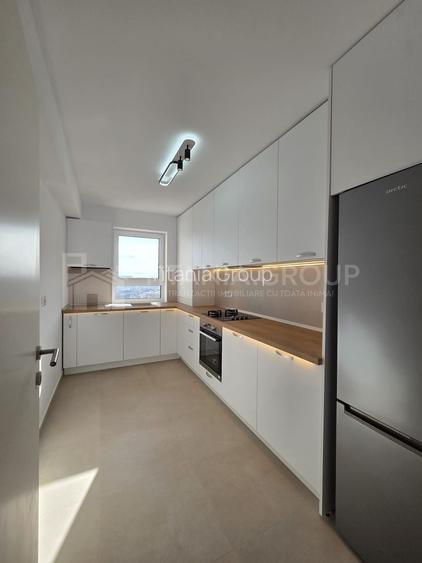 PRIMA INCHIRIERE Apartament 3 camere, decomandat, parcare subterana - 16
