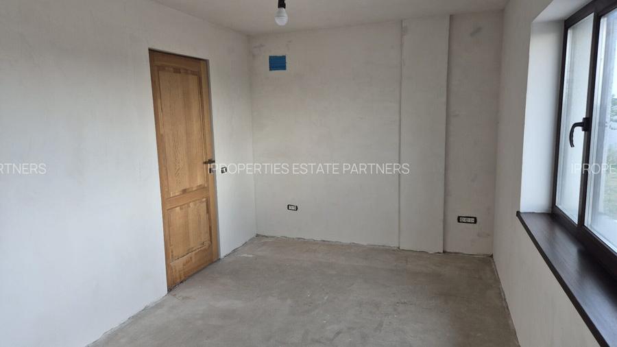 Casa de vanzare Comuna 1 Decembrie - 11