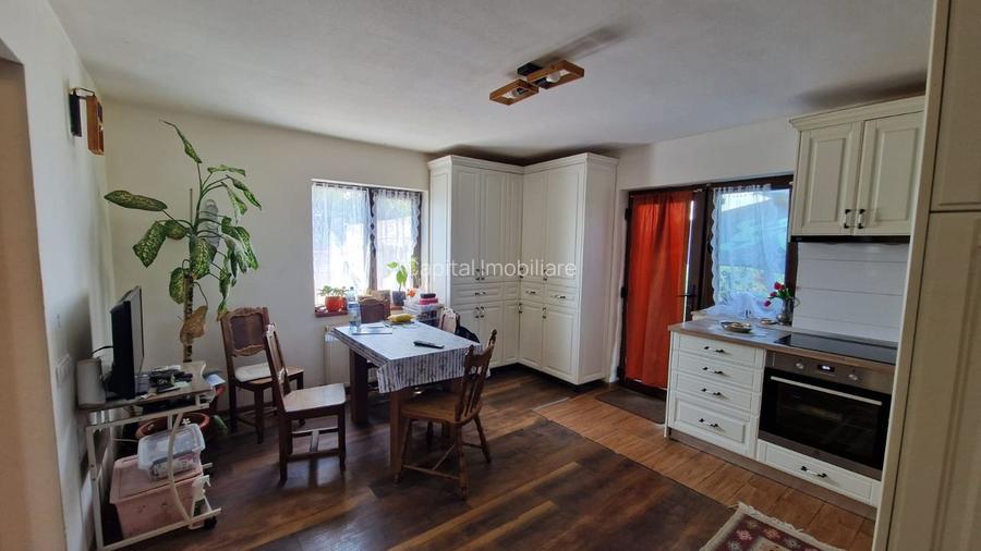 Casă spațioasă cu 4 camere plus teren 5 ari, Baia Mare - 157.000€ - 4