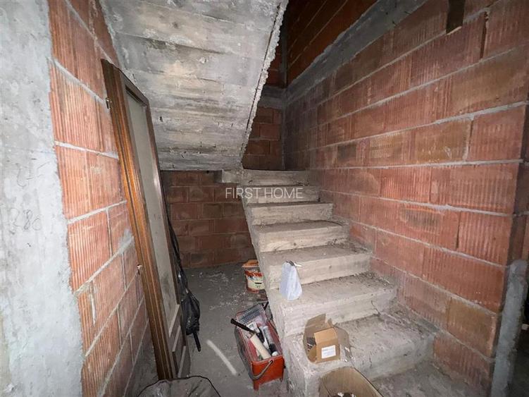 Casa P+1 la rosu (caramida) de vanzare in Golesti - 8