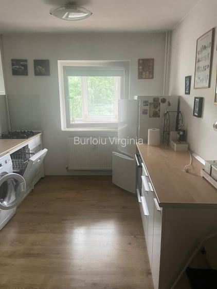 Inchiriem apartament 2 camere, etaj 2, cartier Aviatiei , 3 min metrou - 11