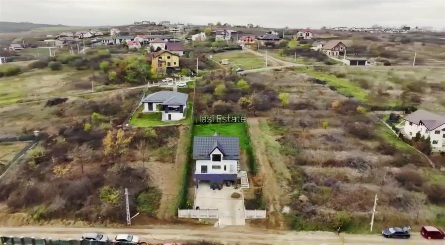 Casa de vanzare cu priveliste frumoasa - 18