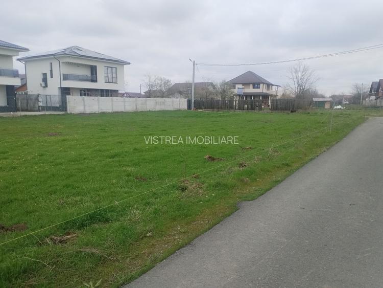 Teren intravilan 891 mp. dubla deschidere // Drum asfaltat // Toate utilitatile - 6