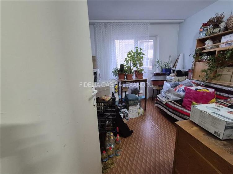 Apartament 3 camere de vanzare Dacia - 4