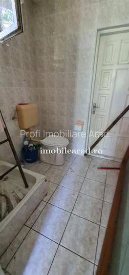 Teren intravilan 10.000mp cu utilitati, imprejmuit, Loc. Sanleani intre case, pr - 18