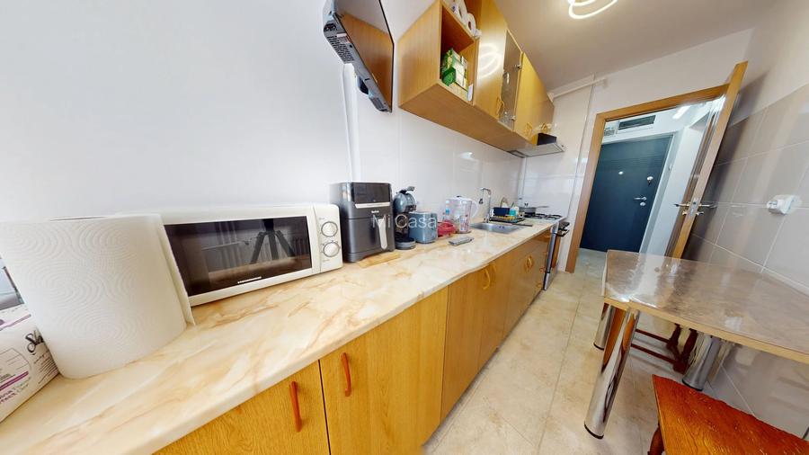 Garsoniera renovata,mobilata la schimb sau vanzare - 5