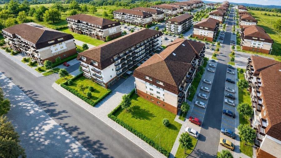 Proprietar vând apartament SubCetate Sânpetru cu 3 camere și 2 băi