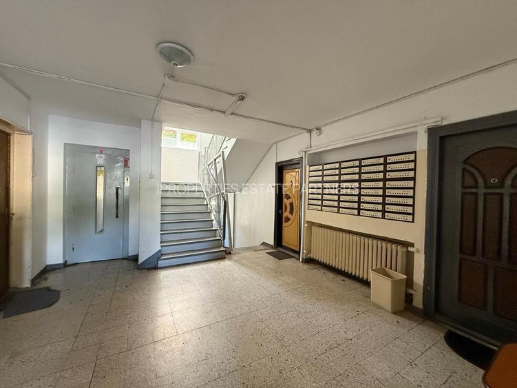 2 Camere Piata Straduintei Etaj Intermediar - 12