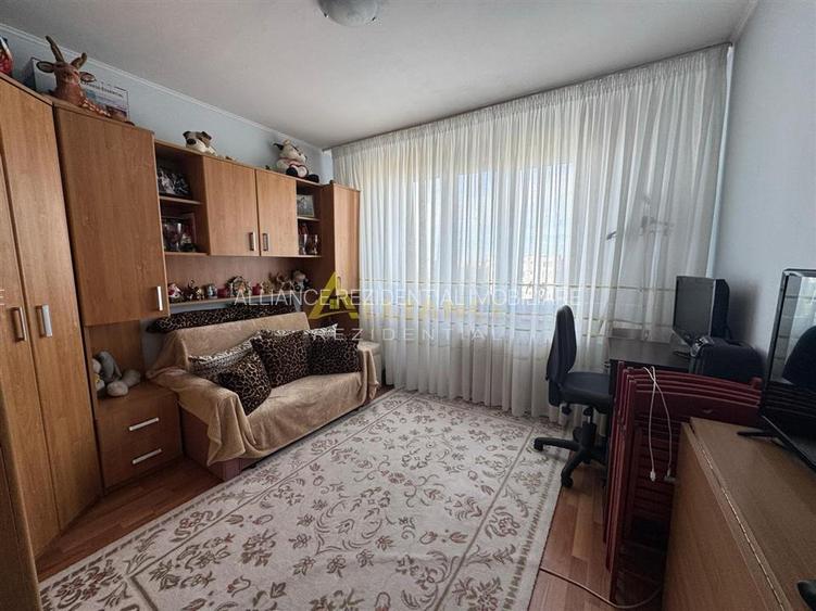 Apartament 3 camere luminos cu loc de parcare - 7
