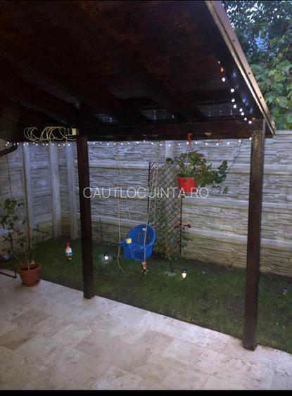 Casa cu 3 dormitoare + Living + Mansarda amenajata - 15 min Metrou - 13