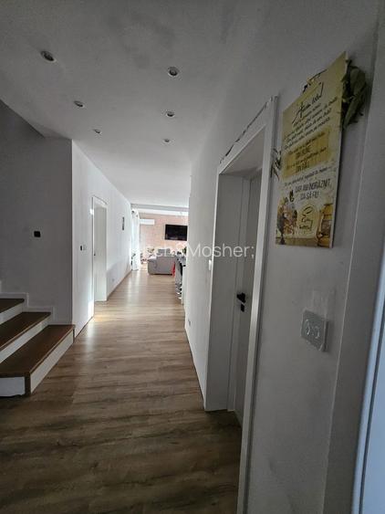 Casă duplex cu arhitectură modernă – 159 mp utili + 50 mp terase, 2 fronturi - 18