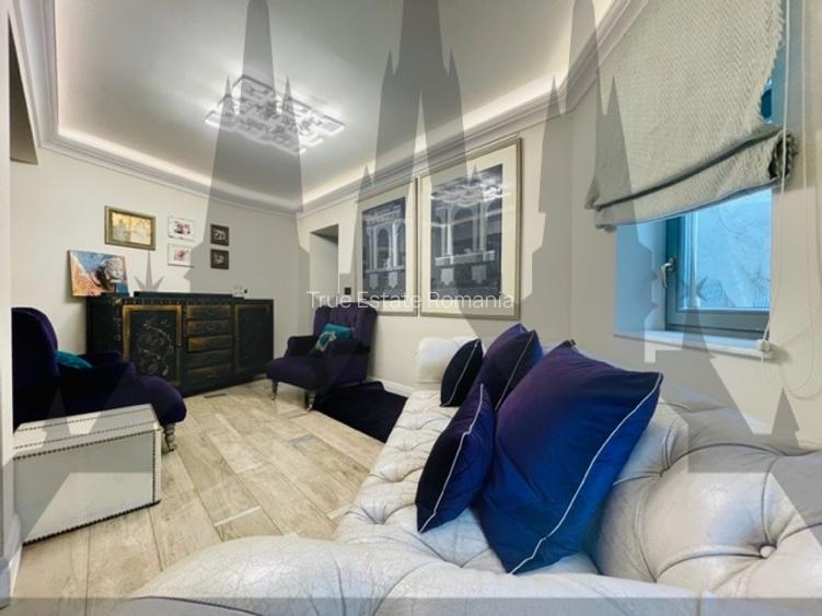 Vila superba complet restaurata pretabila pentru Ambasada sau Sediu Companie - 2