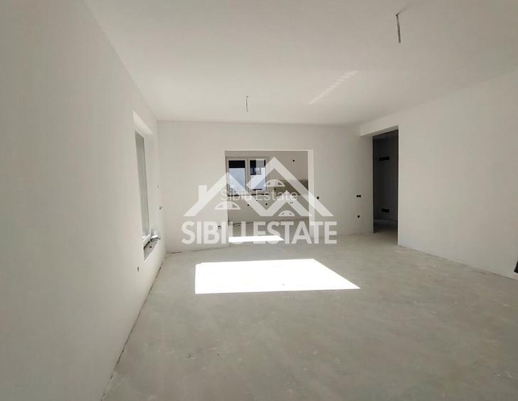 Casa noua cu garaj, pivnita, curte mare - 5