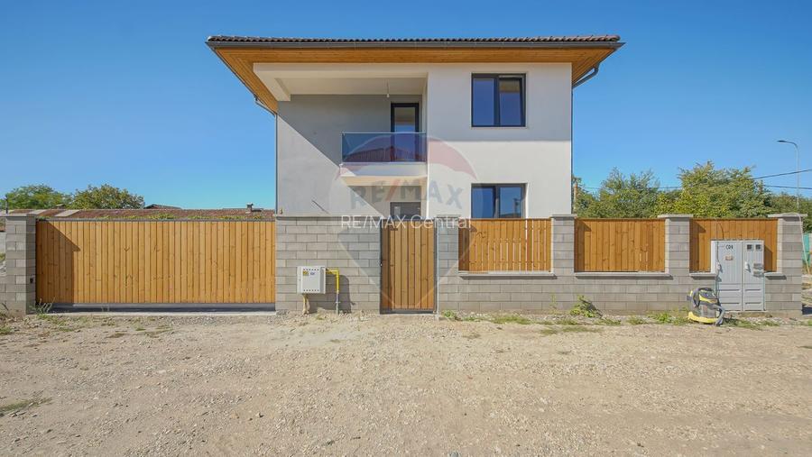 Casă / Vilă cu 5 camere de vânzare - 27