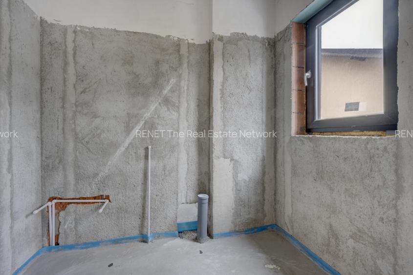 Casa se preda finisata - 4 bai -3 dormitoare - curte - parcare -  metrou Păcii - 4