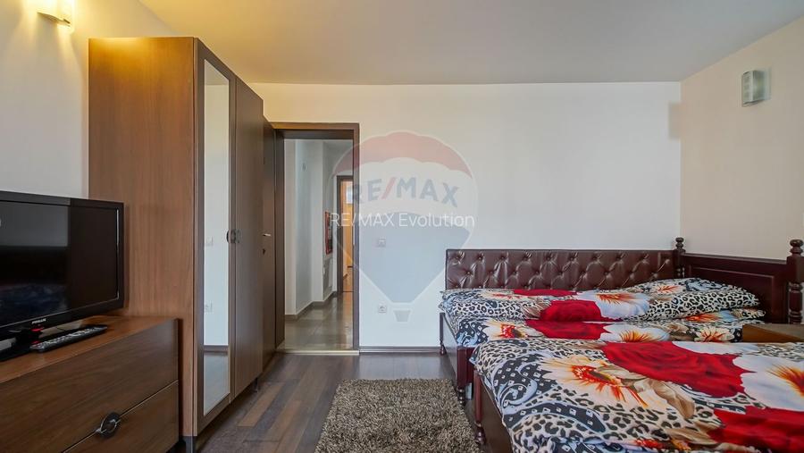 Hotel / Pensiune cu 14 camere/strada Tomis - 30