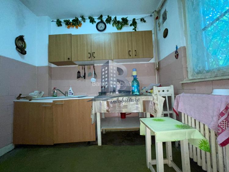 Apartament 3 camere Giulesti/ Decomandat/ Parter - 10