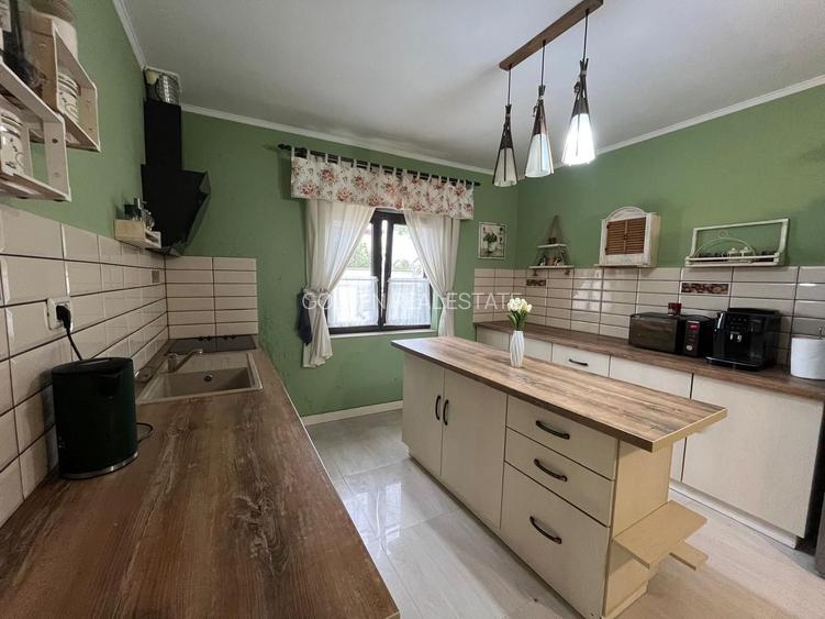 Casa modernă în Vladimirescu - 18