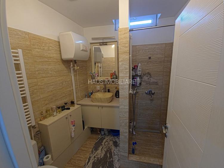 Centru apartament 3 camere decomandat la 200 m de plaja Modern - 9