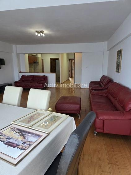 Bd. Mamaia – Delfinariu| 3 camere mobilat, utilat | 104 mp | Garaj subteran - 11